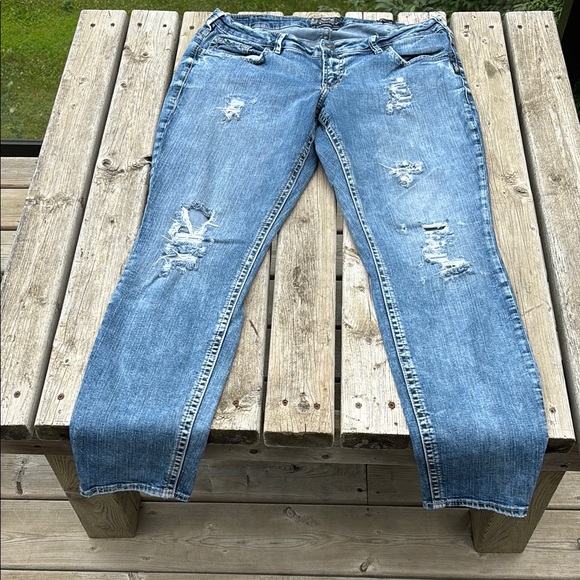Silver Jeans Women’s Boyfriend Distressed Straight Leg Sz 14 - Picture 4 of 12